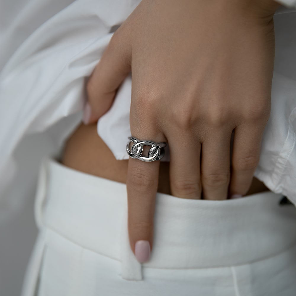 Кольца: Кольцо Массивная цепь можно купить в ювелирном гардеробе MOMNT (Momentsilver), интернет-магазине украшений из серебра. Серебро 925, родий. Артикул 