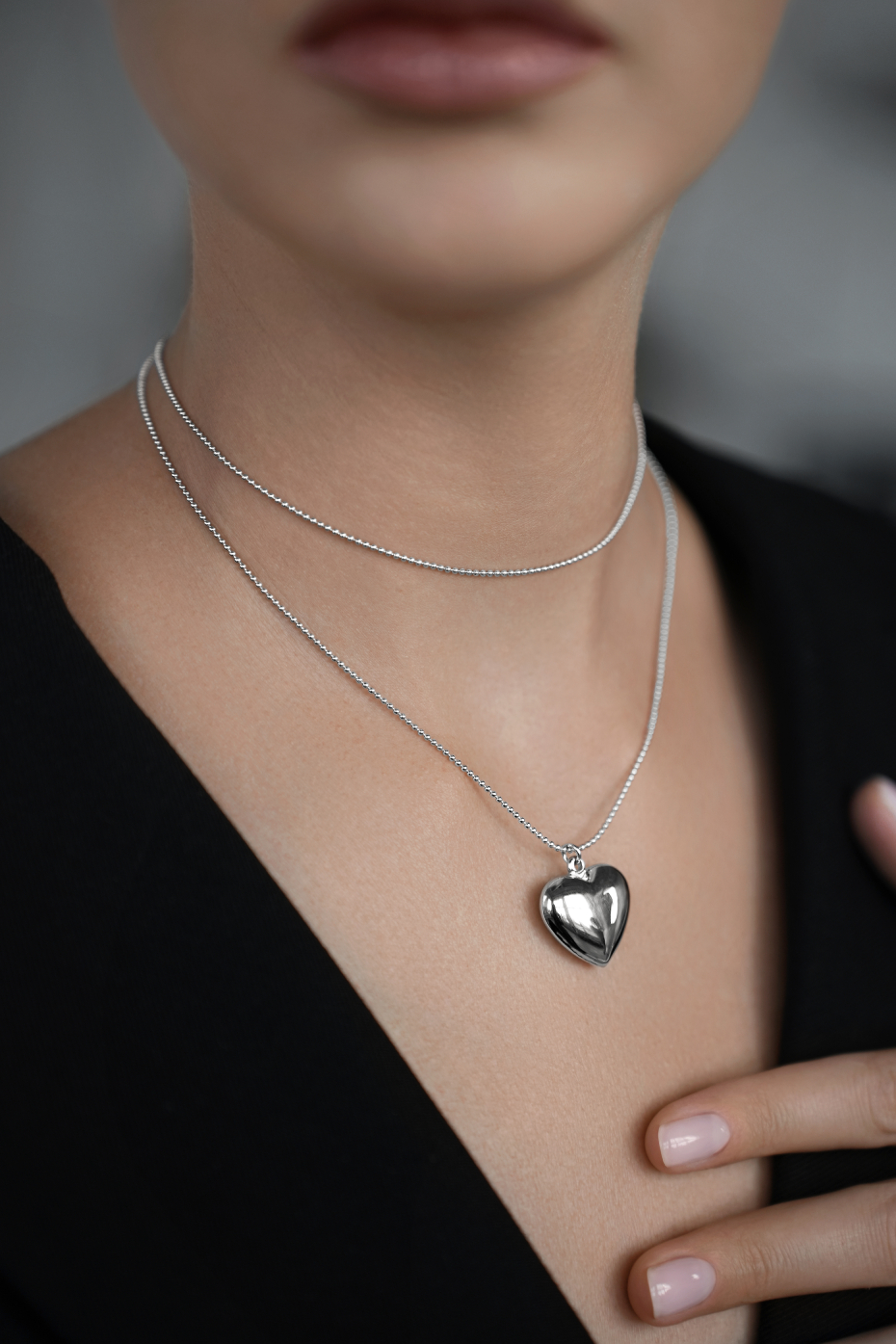 Колье: Колье Раздутые чувства на цепи "перлина" можно купить в ювелирном гардеробе MOMNT (Momentsilver), интернет-магазине украшений из серебра. Серебро 925, родий. Артикул 