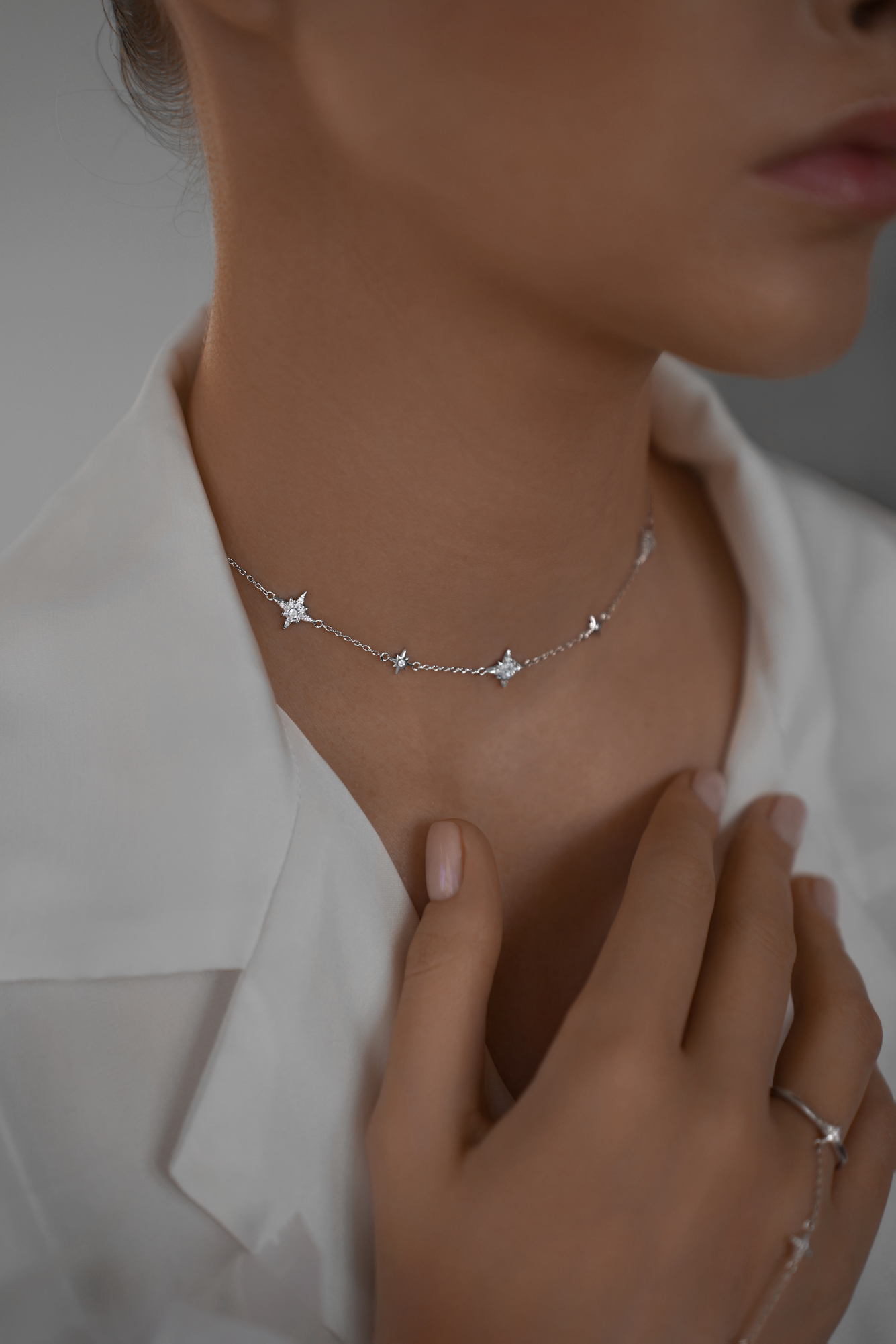 Колье: Колье Северное сияние можно купить в ювелирном гардеробе MOMNT (Momentsilver), интернет-магазине украшений из серебра. Серебро 925, родий. . Артикул 