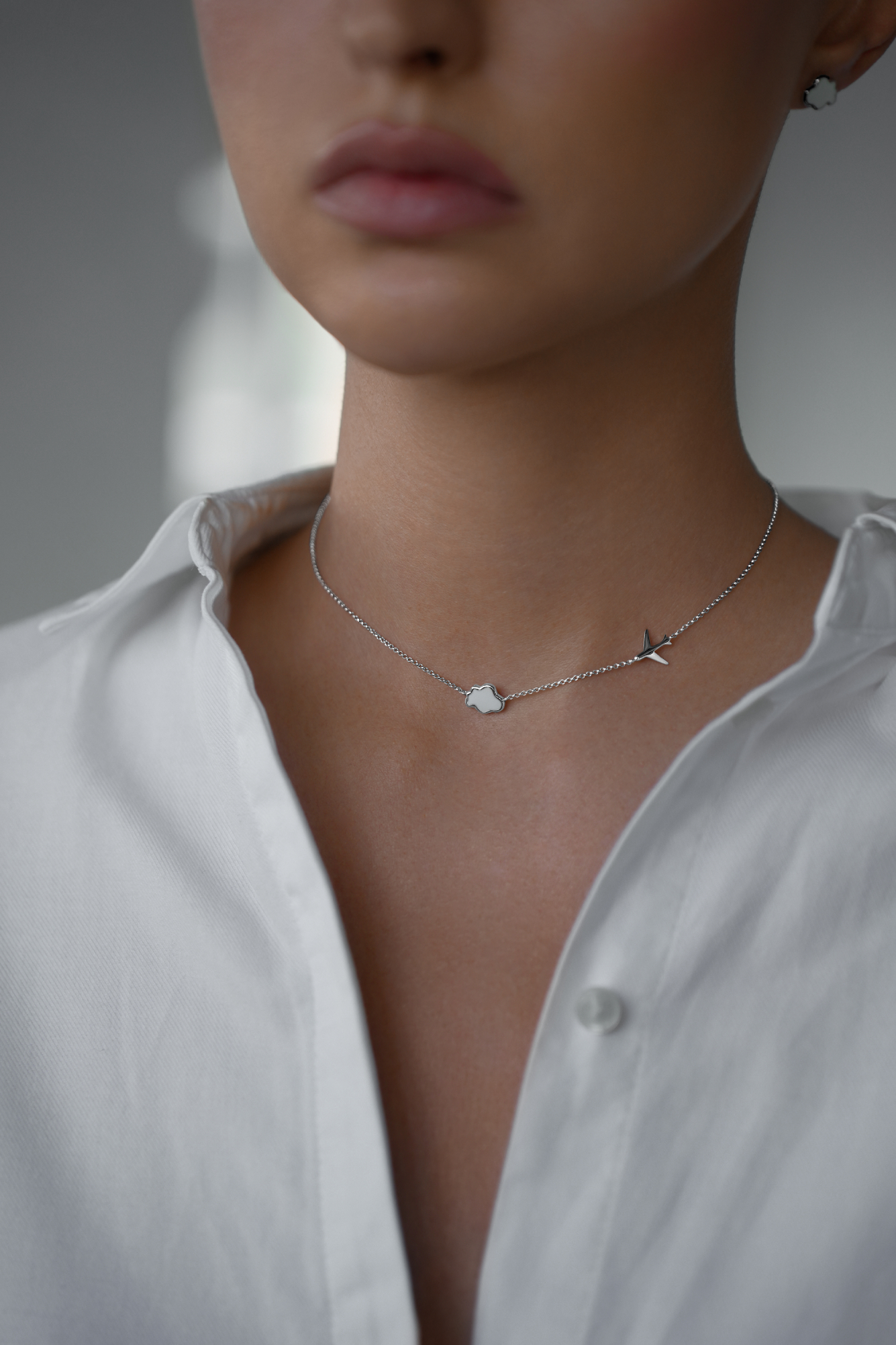 Колье: Колье Рейс за горизонт можно купить в ювелирном гардеробе MOMNT (Momentsilver), интернет-магазине украшений из серебра. Серебро 925, родий. . Артикул 