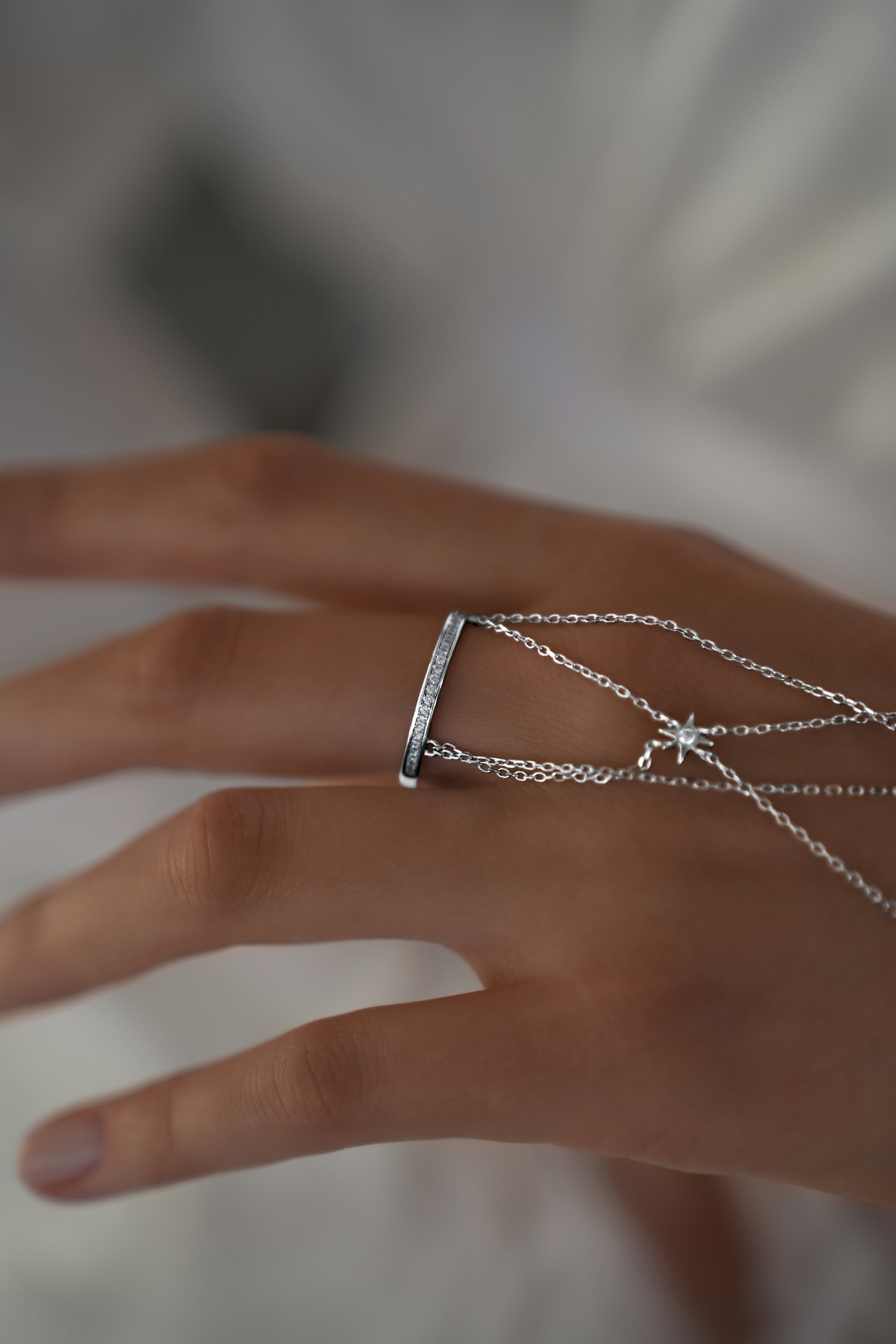 Браслеты: Браслет на кисть Полярная звезда экстра можно купить в ювелирном гардеробе MOMNT (Momentsilver), интернет-магазине украшений из серебра. Серебро 925, родий.. Артикул 