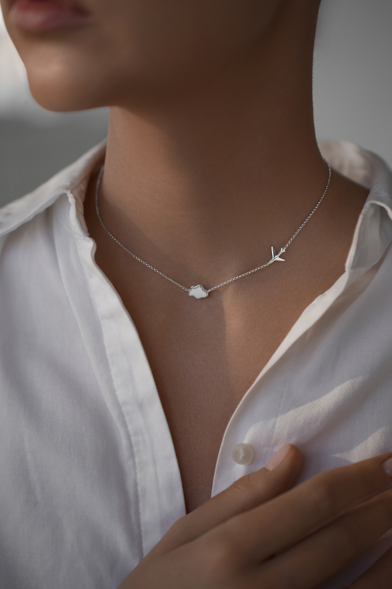 Колье: Колье Рейс за горизонт можно купить в ювелирном гардеробе MOMNT (Momentsilver), интернет-магазине украшений из серебра. Серебро 925, родий. . Артикул 