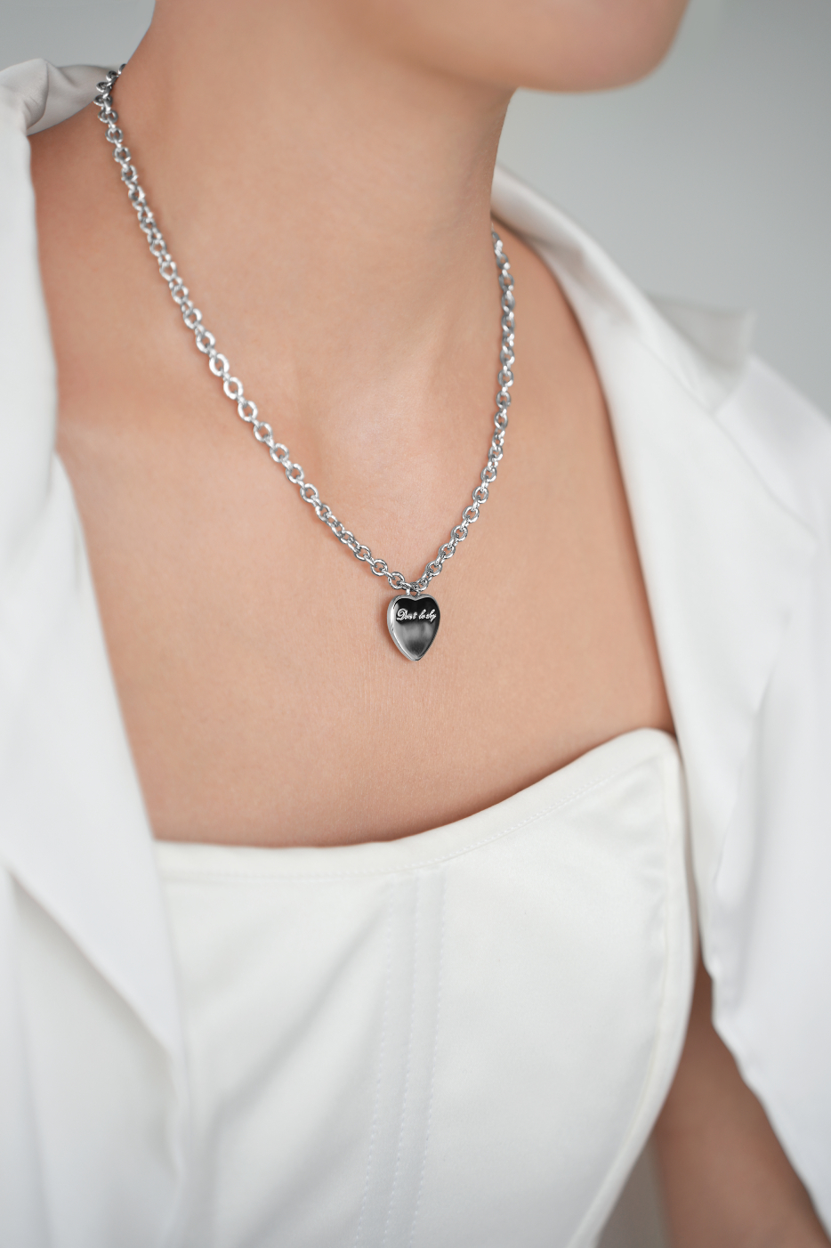 Колье: Колье сердце с розовым кварцем можно купить в ювелирном гардеробе MOMNT (Momentsilver), интернет-магазине украшений из серебра. Серебро 925, родий, вставки куб. цирконий. Артикул 