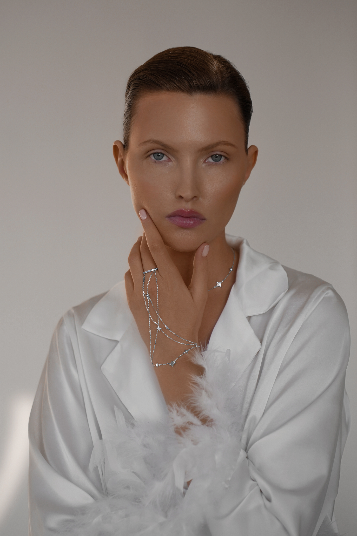 Браслеты: Браслет на кисть Полярная звезда экстра можно купить в ювелирном гардеробе MOMNT (Momentsilver), интернет-магазине украшений из серебра. Серебро 925, родий.. Артикул 