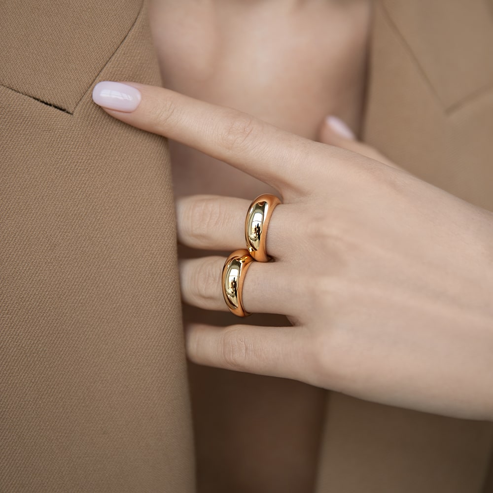 Кольца: Объемное дутое кольцо в позолоте можно купить в ювелирном гардеробе MOMNT (Momentsilver), интернет-магазине украшений из серебра. Серебро 925, позолота. Артикул 