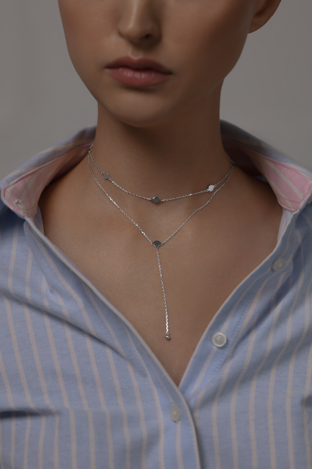 Колье: Двойное колье-галстук Монеты можно купить в ювелирном гардеробе MOMNT (Momentsilver), интернет-магазине украшений из серебра. Серебро 925, родий. Артикул 