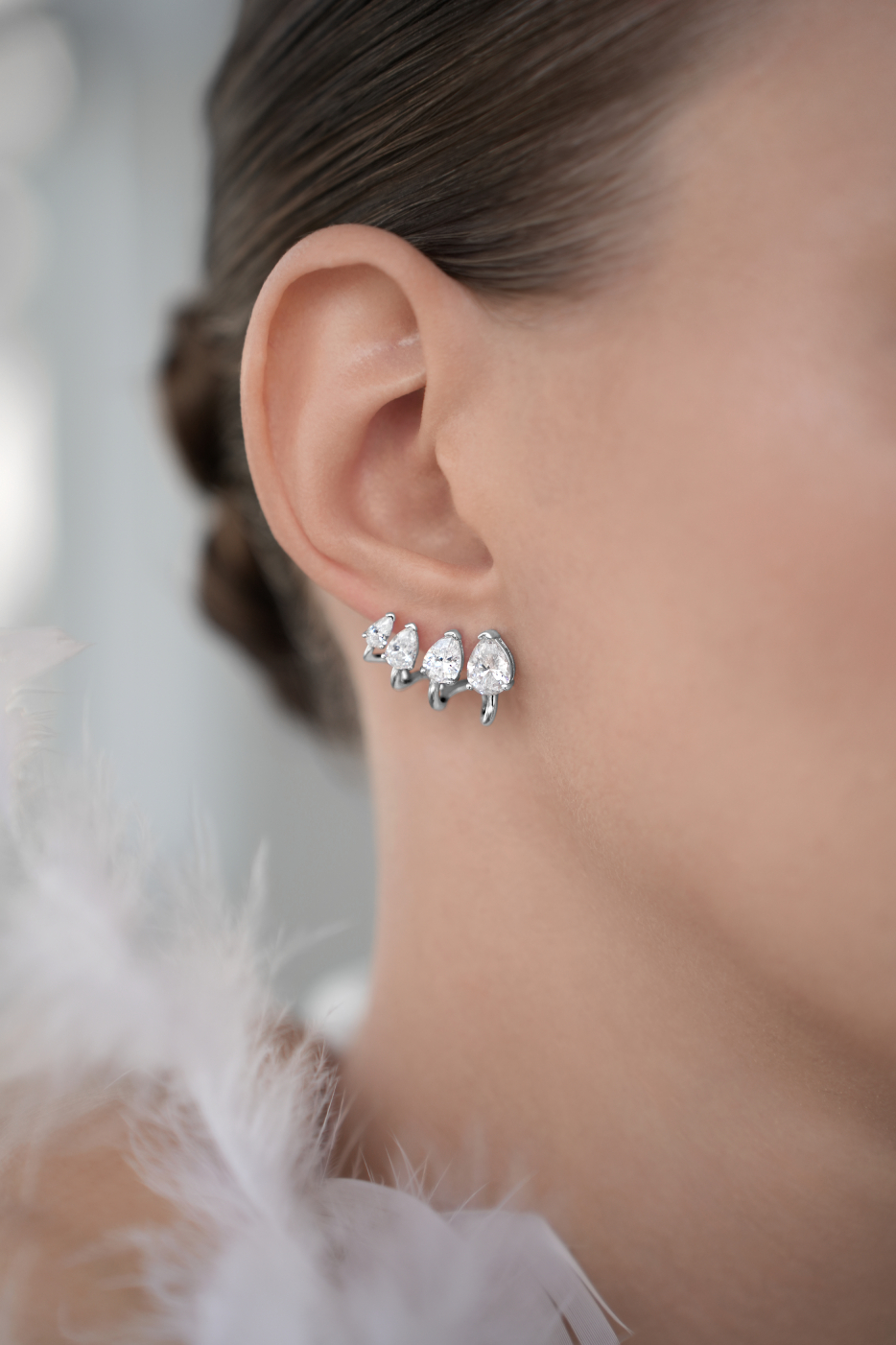 Серьги: Серьги Джадис можно купить в ювелирном гардеробе MOMNT (Momentsilver), интернет-магазине украшений из серебра. Серебро 925, родий. Артикул 