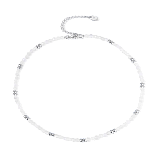 Бижутерия: Колье-чокер из белого кварца можно купить в ювелирном гардеробе MOMNT (Momentsilver), интернет-магазине украшений из серебра. Ювелирный сплав без примесей никеля и свинца, натуральный белый кварц, родий. Артикул 